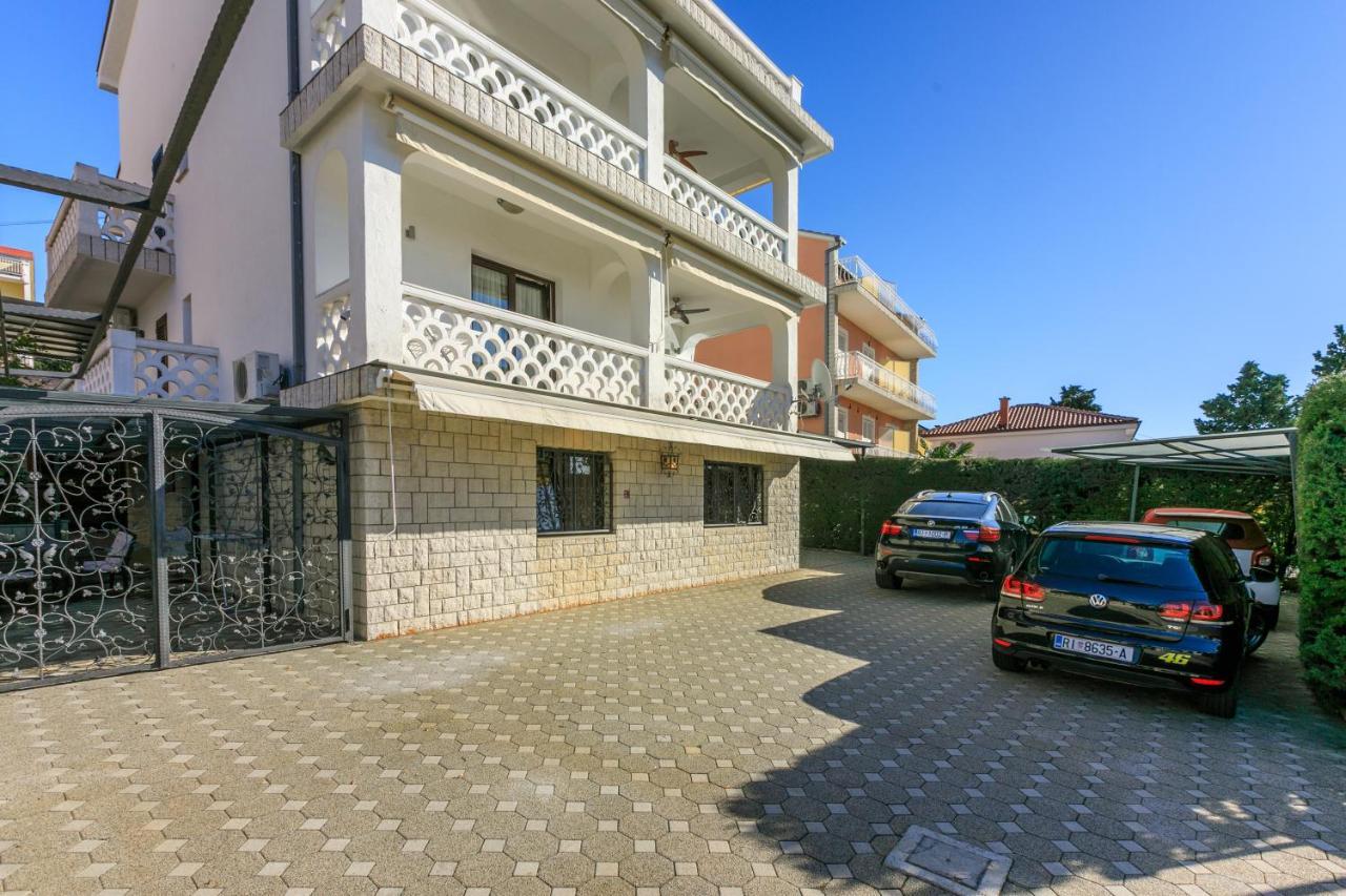 Apartment Eni Selce Luaran gambar